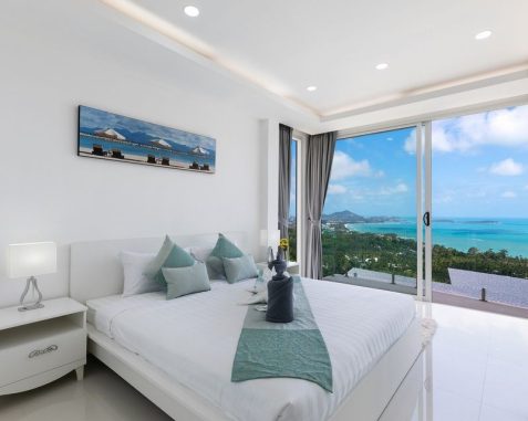 Huge Sunny Villa