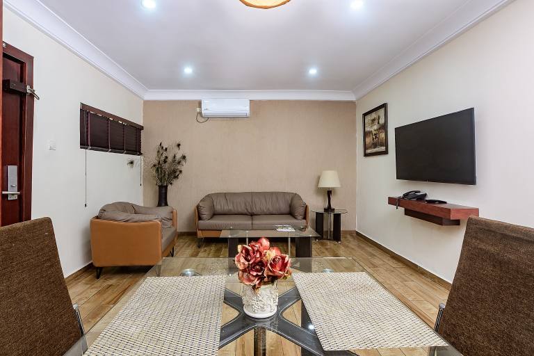 One Bedroom Apartments